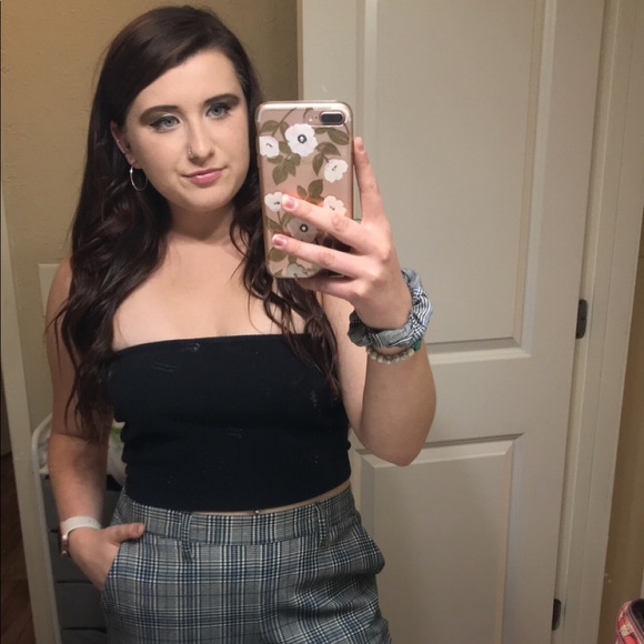 Meet your Posher, Paige - Picture 3 of 8